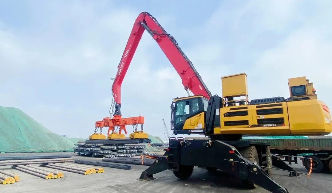 Electroimanes de elevaci&oacute;n de Zhongke Electrics en funcionamiento